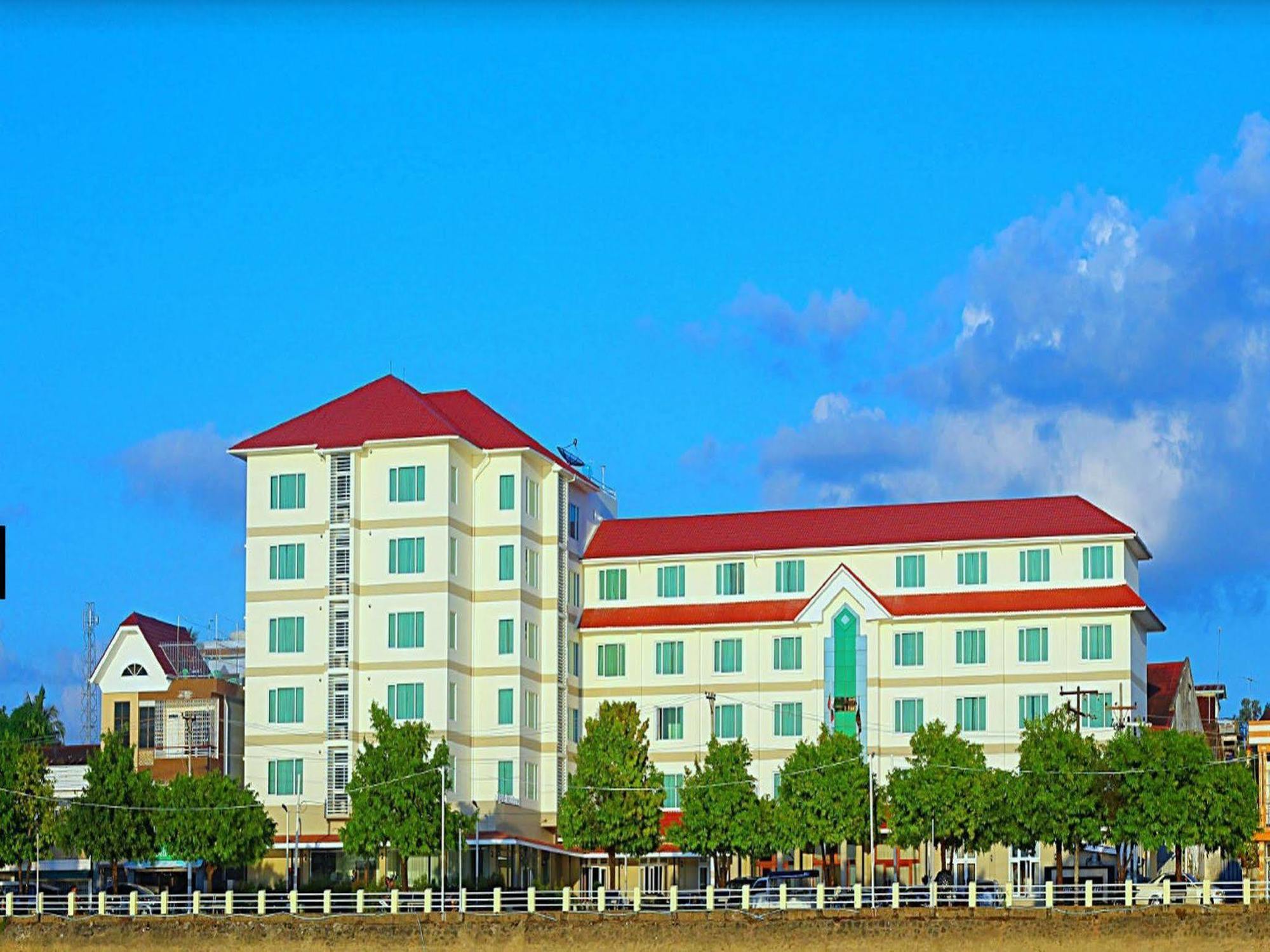 Ngwe Moe Hotel Mawlamyine Exterior foto